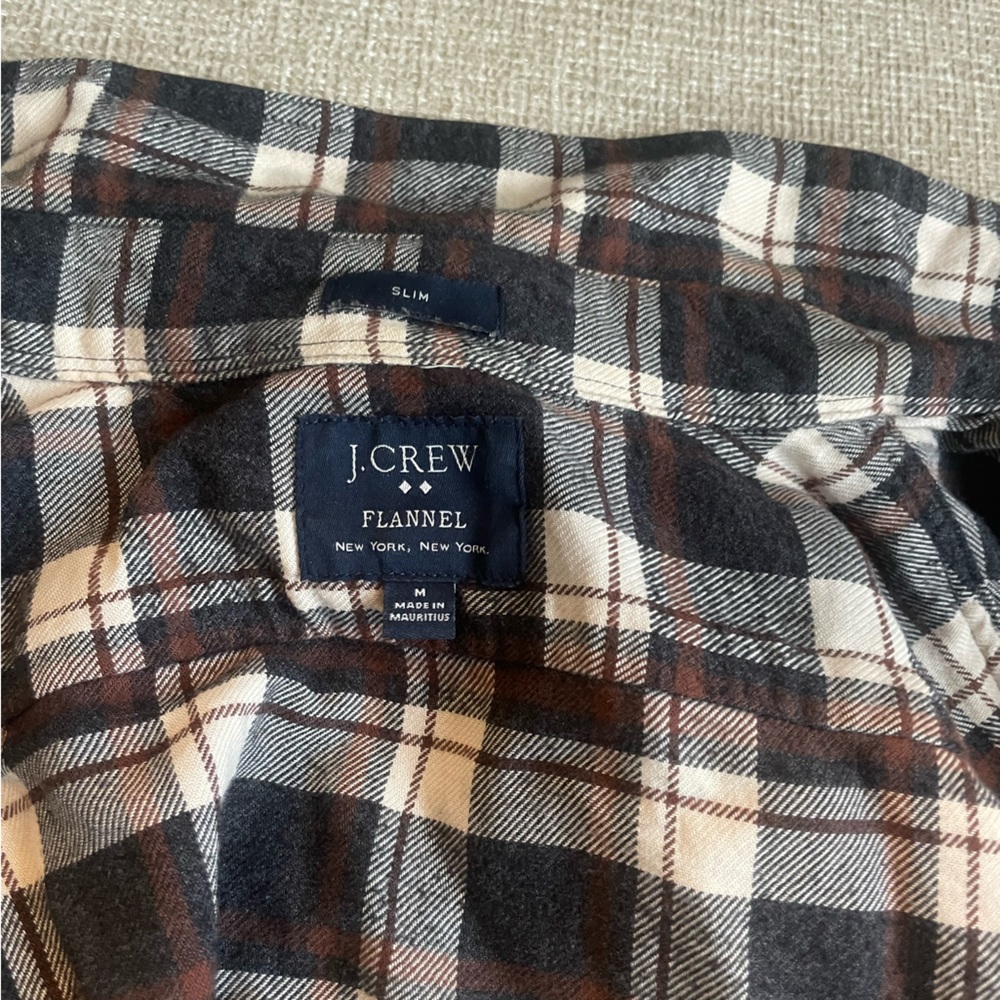 Flannel - Picture 2 of 5